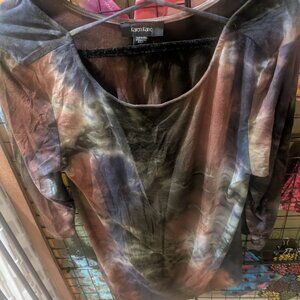 Karen Kane shirt